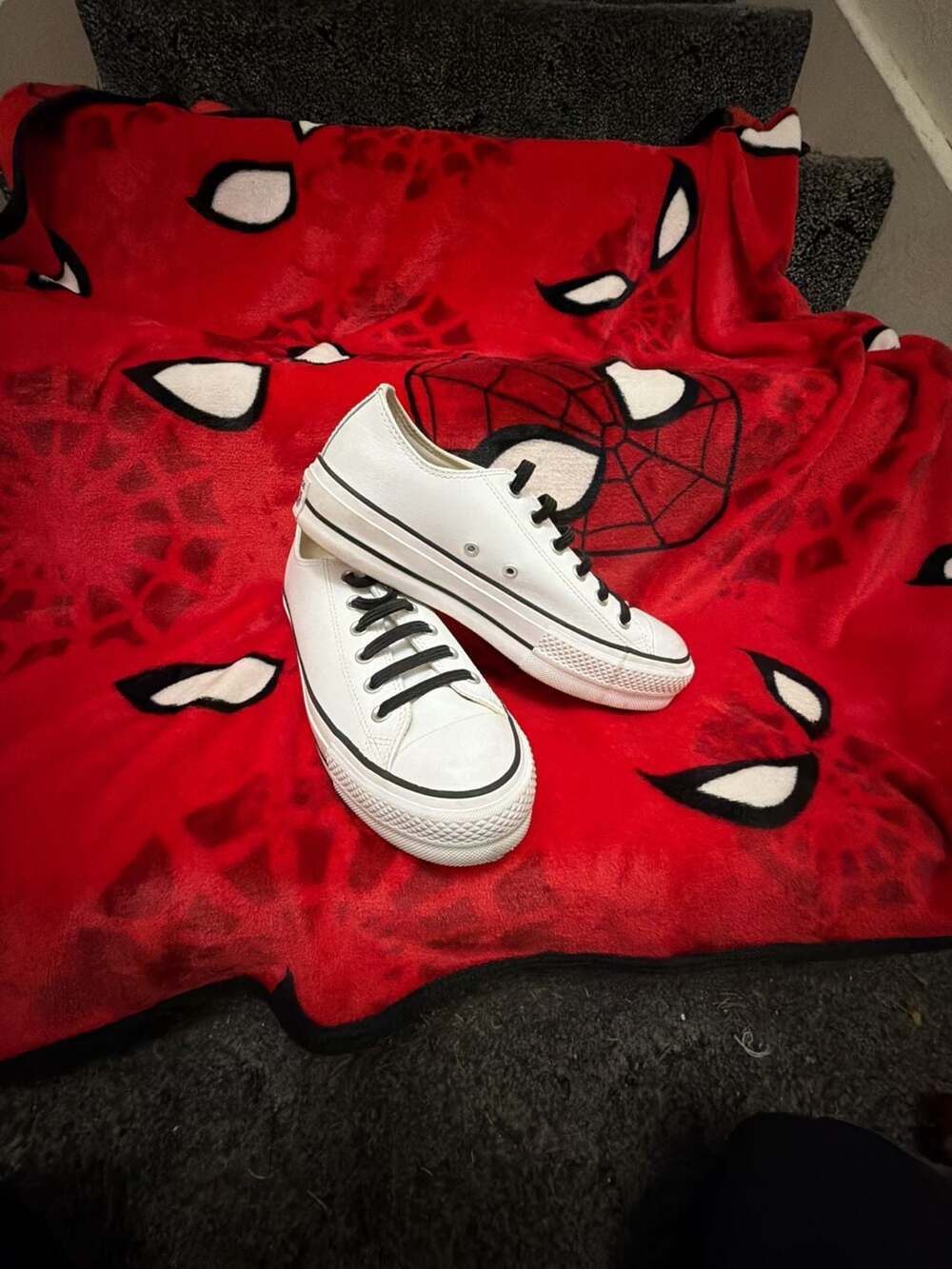 Converse Chuck Taylor All Star Low Platform White Leather Sneakers